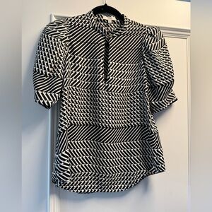 Joie short sleeve top size small